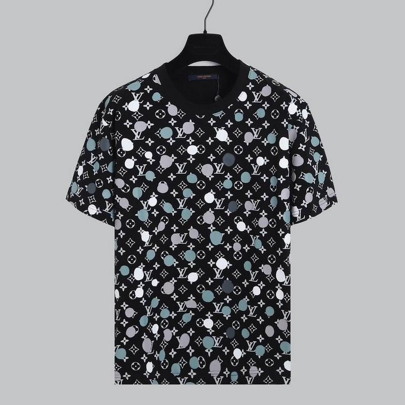 Louis Vuitton Men's T-shirts 816